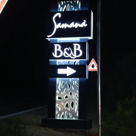 Samana B Con Privata A Bed and breakfast Punta Prosciutto