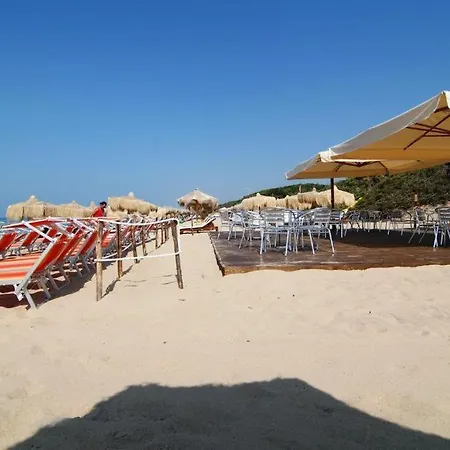 Samana B Con Privata A 3*